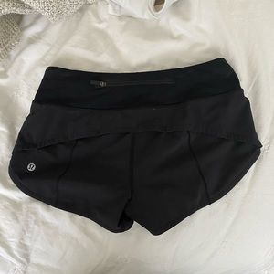 Lululemon Speed Up Short 2.5” Size 2